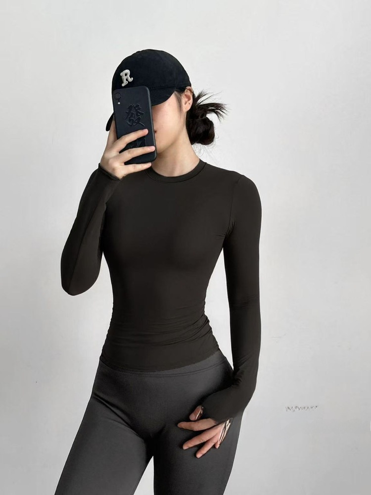 قميص يوجا رياضي بأكمام طويلة و - مراجعة T Shirt Dry Fit وسعره